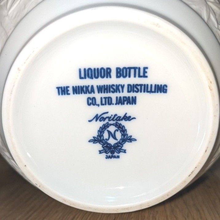 760ml / ニッカウヰスキー鶴 NORITAKEボトル760ml／43度