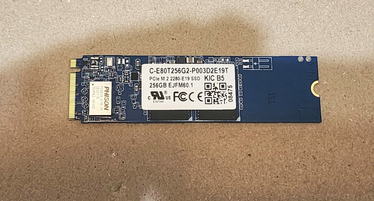 Phison 256GB SSD M 2 NVMe C-E80T256G2｜Yahoo!フリマ（旧PayPayフリマ）