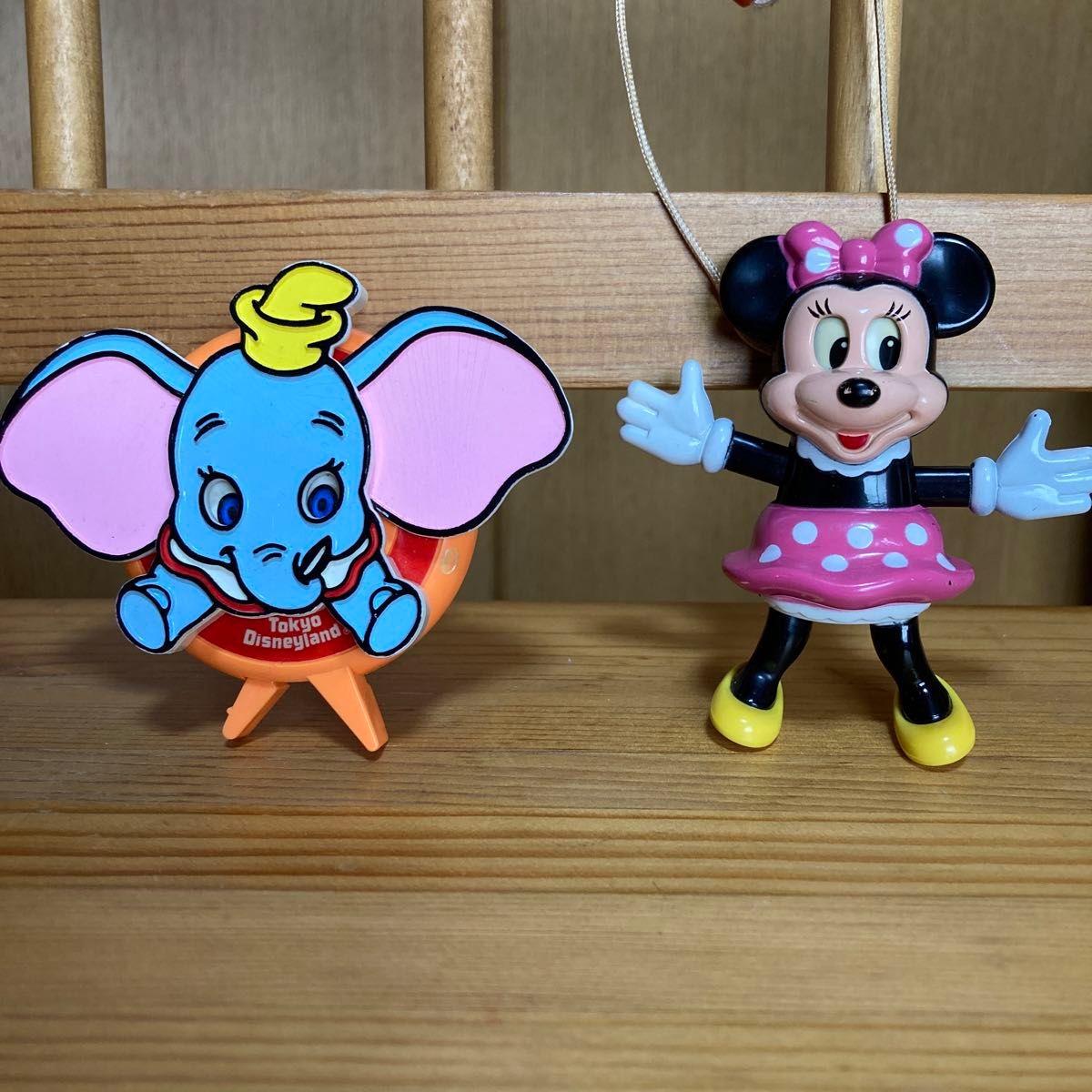 激レア 東京ディズニーランド ダンボとミニー動くバッチ ディズニー