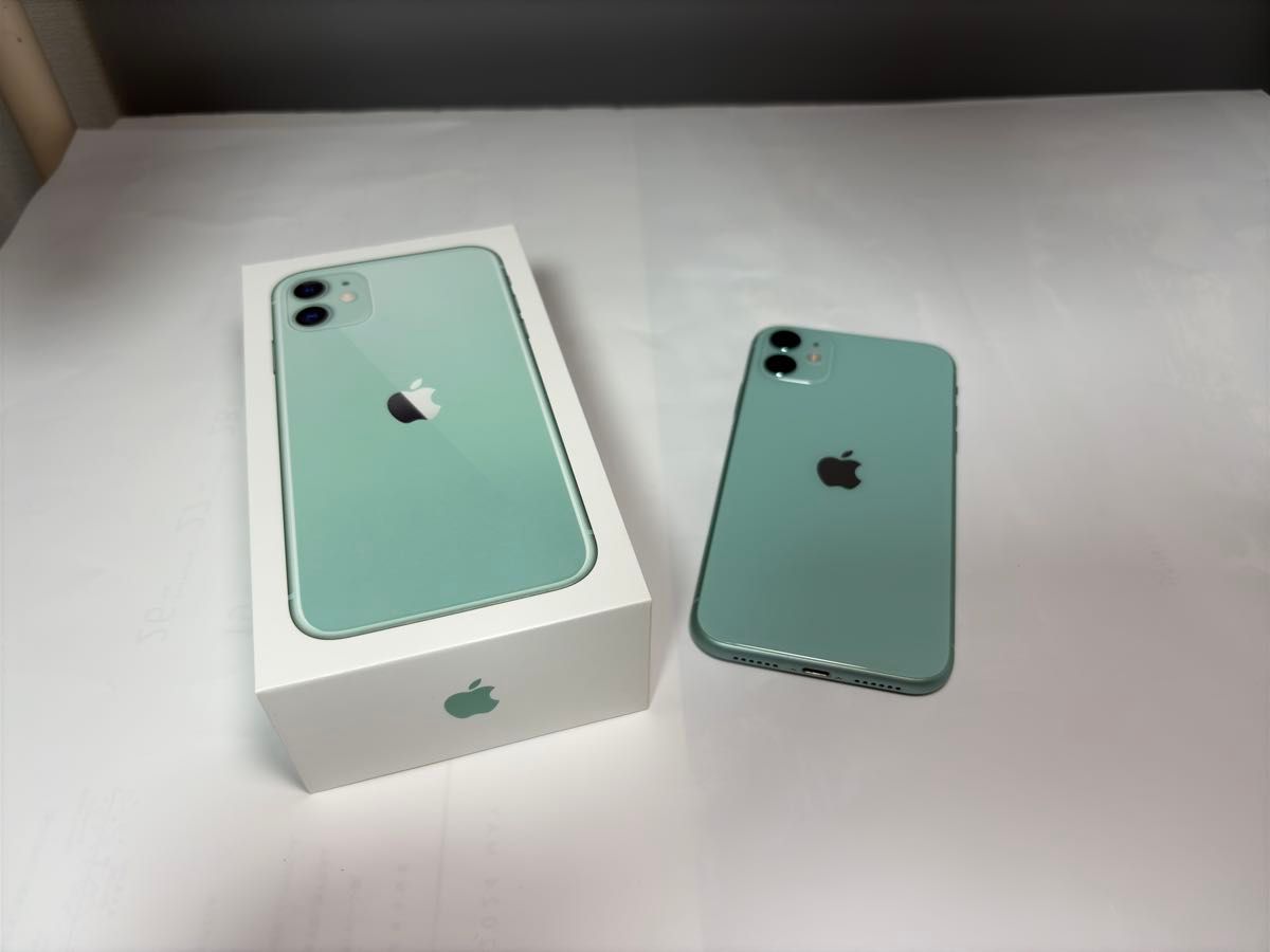 iPhone11 128GB グリーン simフリー 付属品全てあり
