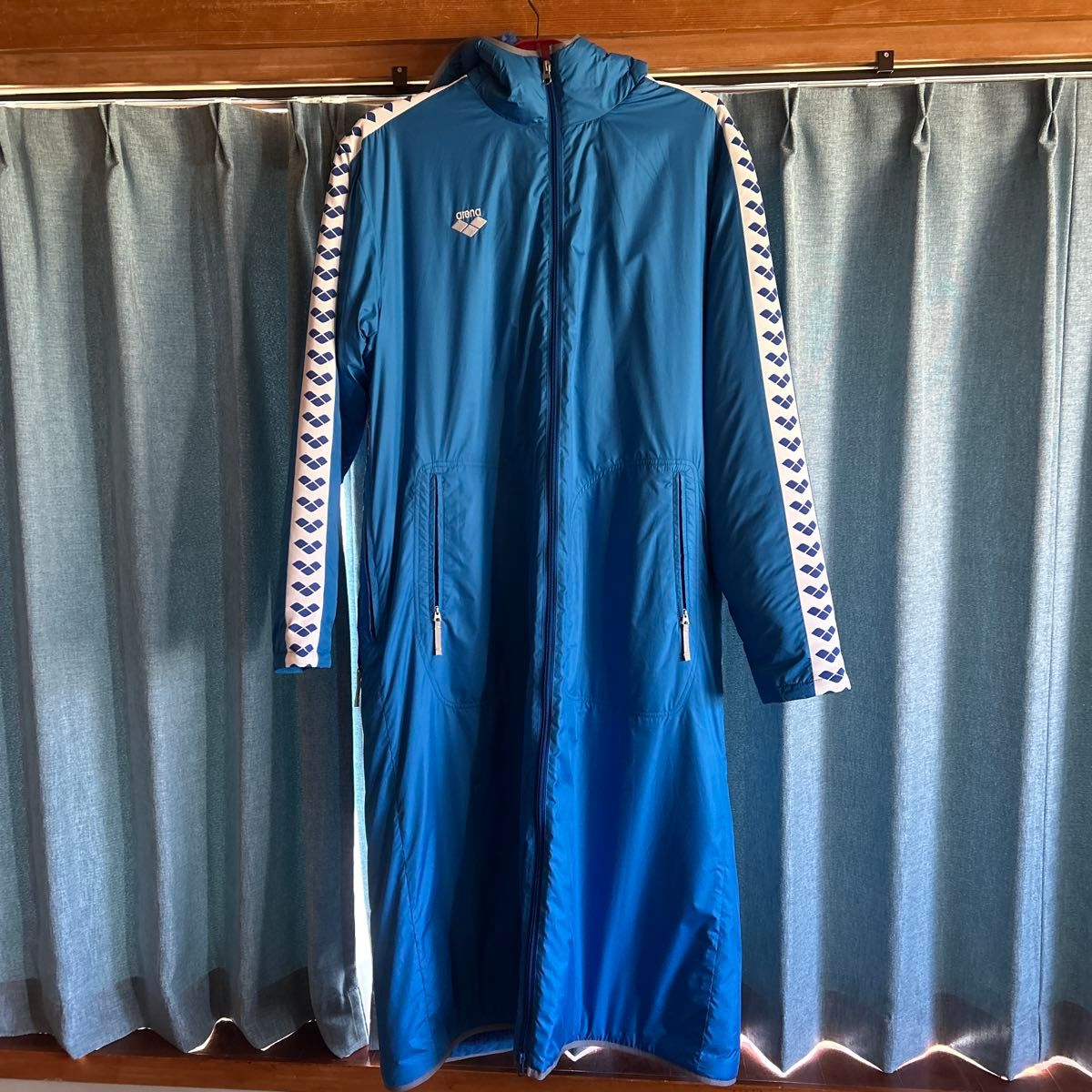 値下げ！arenaアリーナベンチコートMサイズ！ アリーナ ロングコート