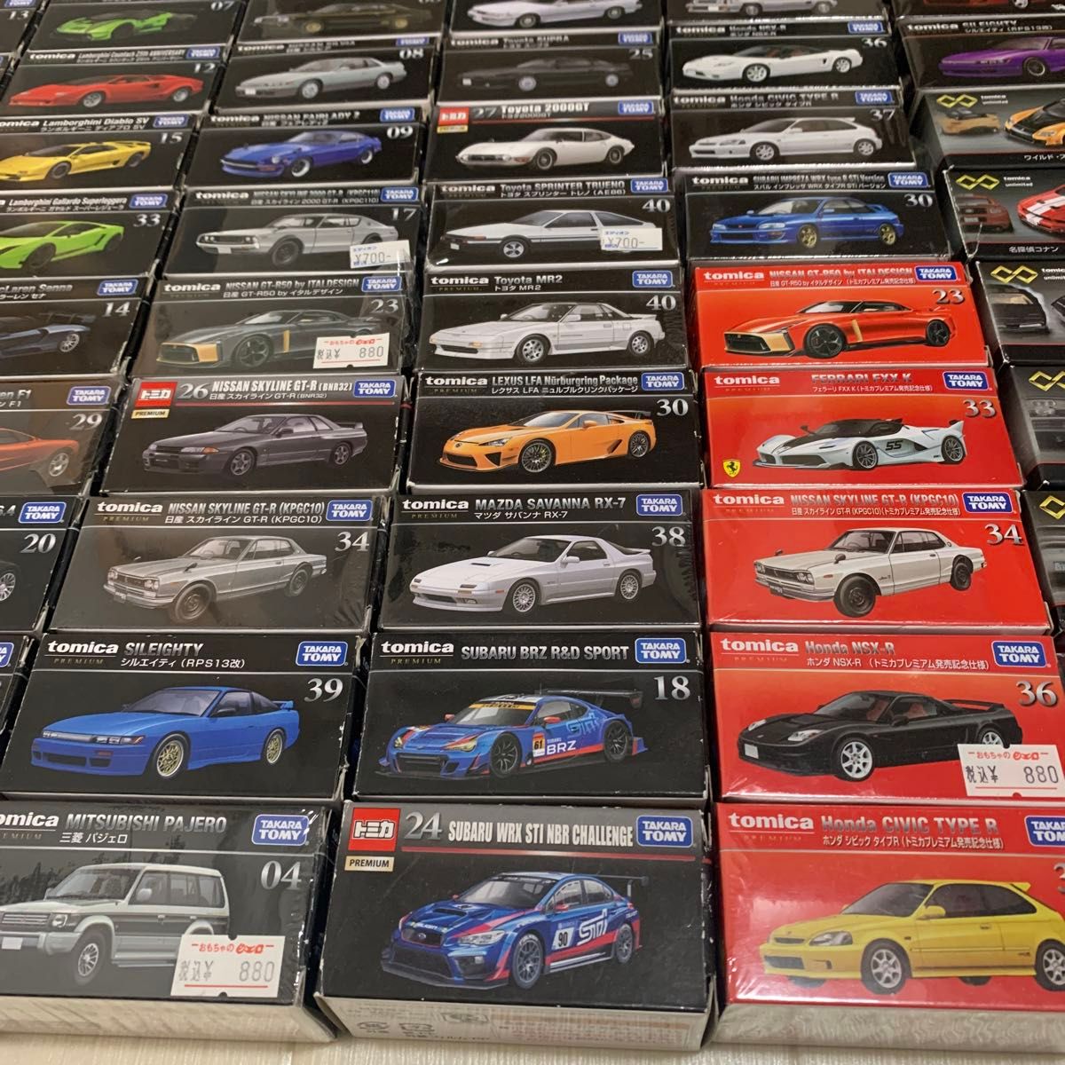 トミカプレミアム まとめ売り204台 トミカプレミアム まとめ売り204台