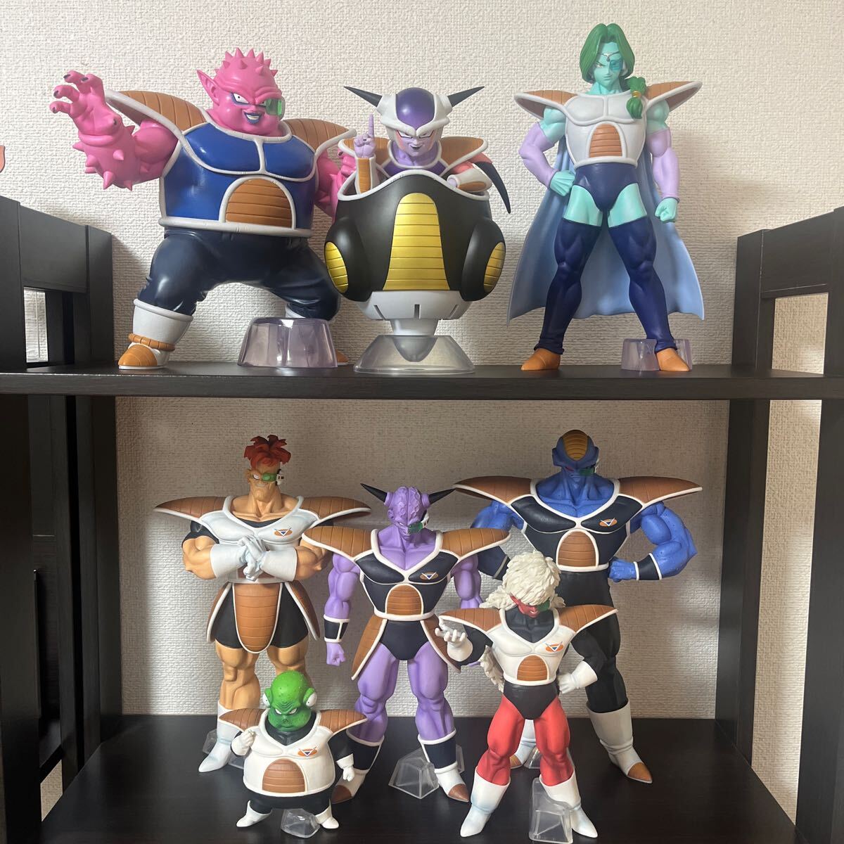フィギュア圧巻の迫力‼️ドラゴンボール Z 出陣！フリーザとギニュー特