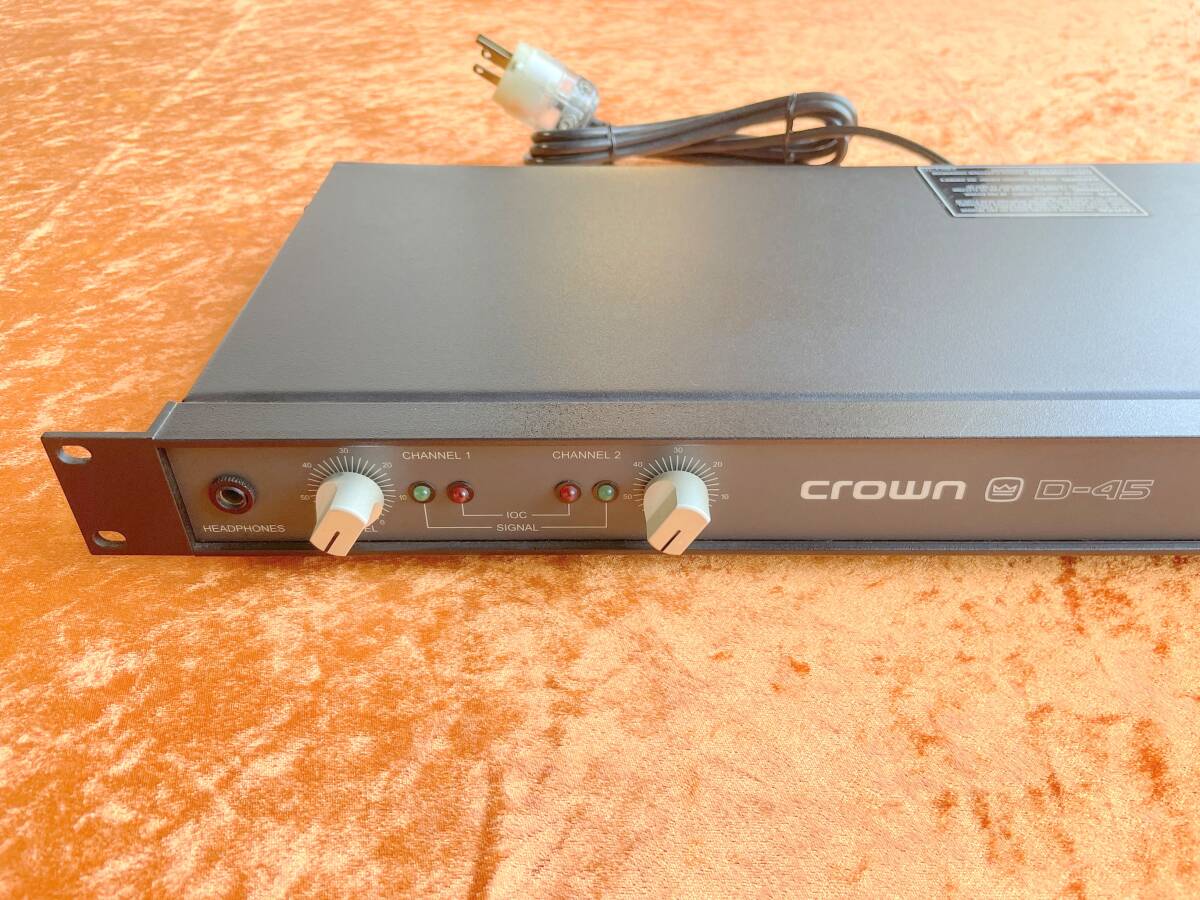 発送可!元箱付き】 CROWN D-45 パワーアンプ (1)