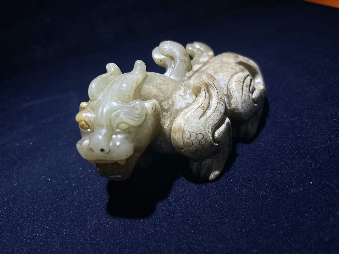 □観心・時代旧蔵□C735漢時代 和田玉 和田玉瑞獣