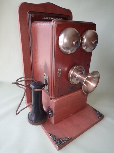 昭和レトロ昔の電話23号共電式壁掛電話機ベル電鈴が鳴りますアンティーク