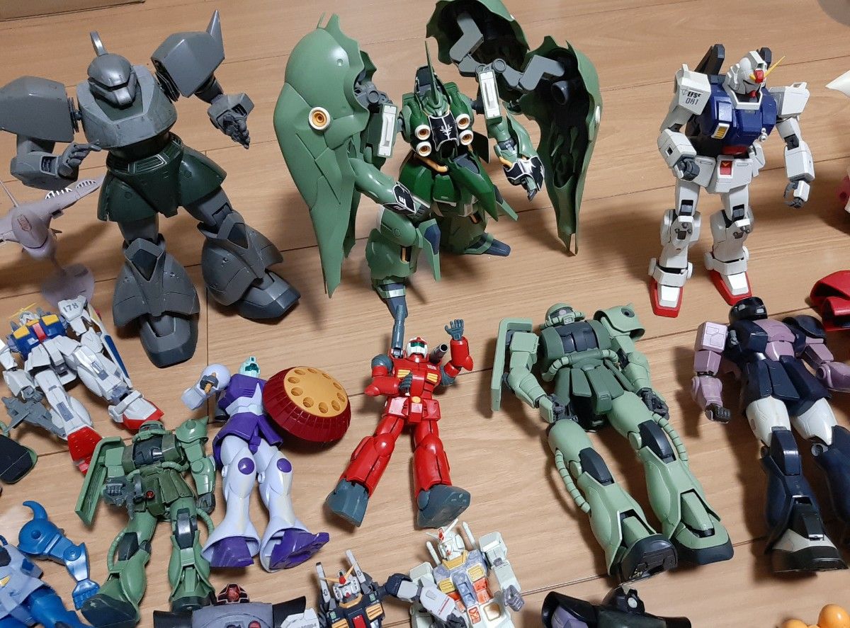 ジャンク)ガンプラ 武器パーツ ガンダム ザク プラモデル バンダイ