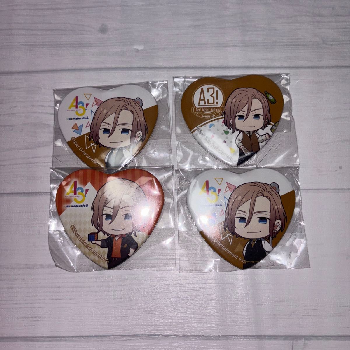 摂津万里 缶バッジ