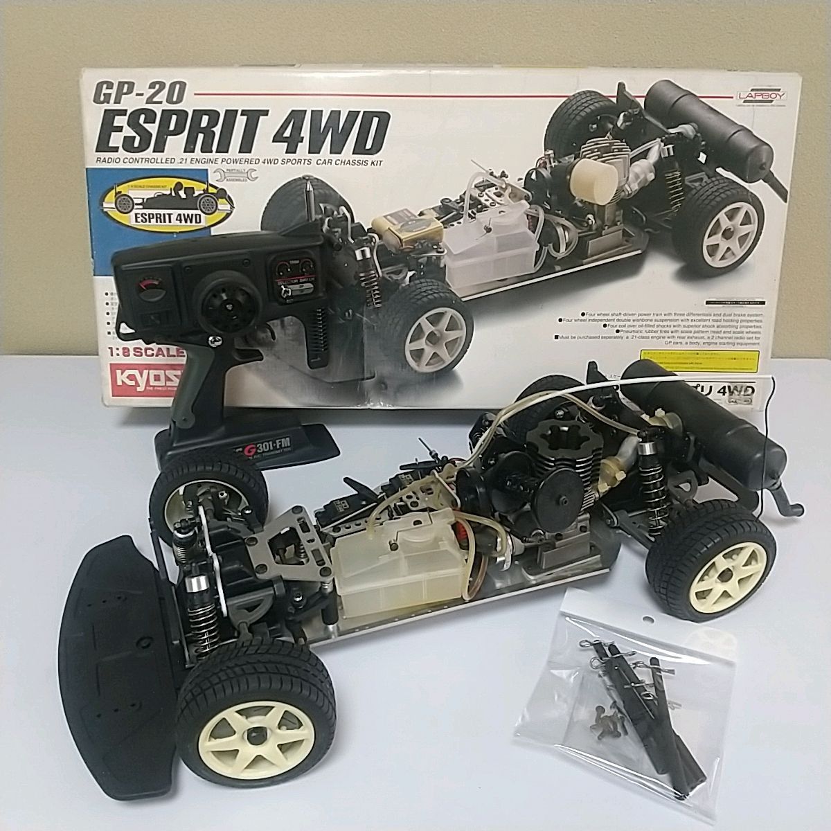 京商1/8エンジンラジコン