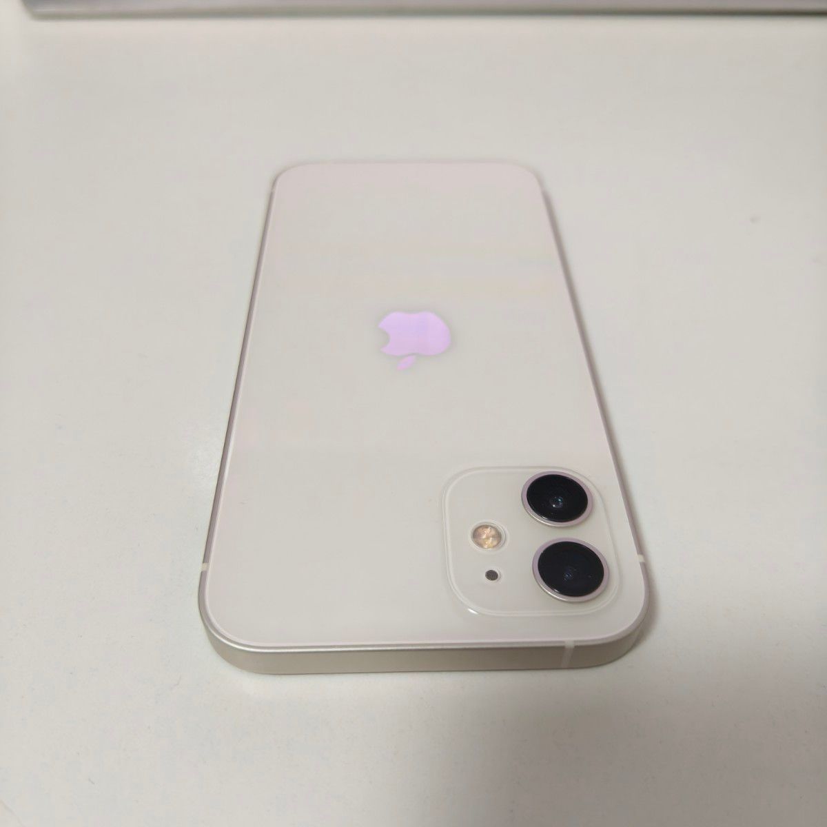 iPhone 12 64GB SIMロックなし、ホワイト