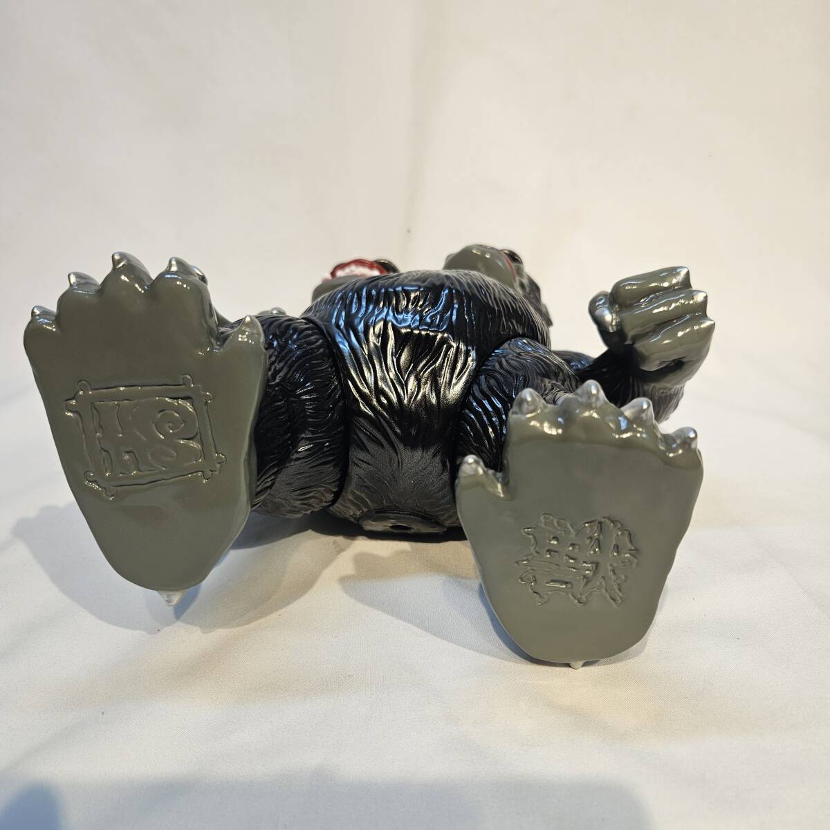 ソフビ】Sofubi HxS キングゴリラ獣 SILVER 30CM Yahoo!オークション