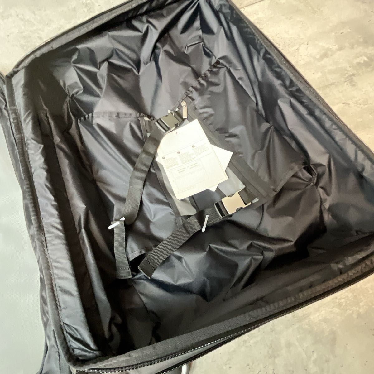 未使用 サムソナイト Samsonite audi アウディ スーツケース 希少 レア