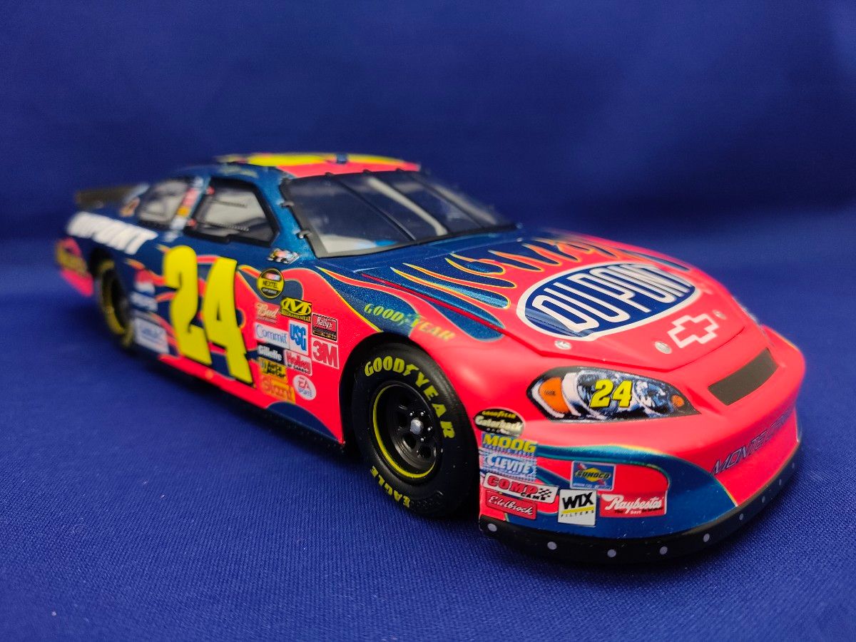 1/2007】 ナスカー #24 ジェフゴードン ミニチュアカー 1:64