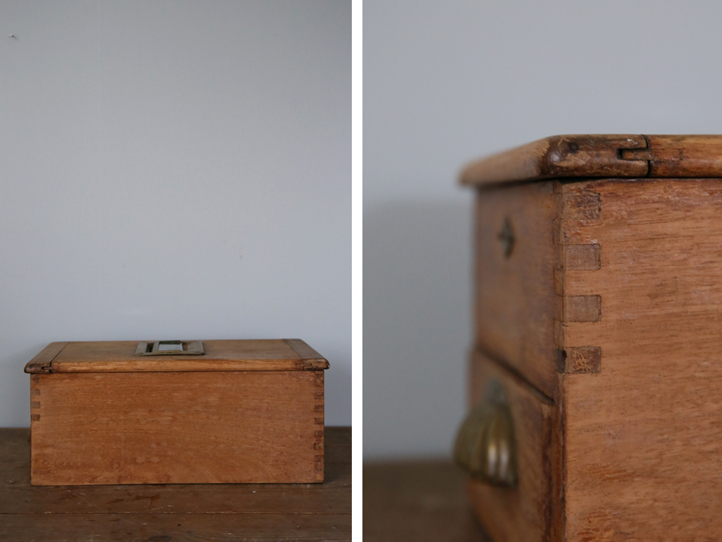 イギリスの古い木製レジスターCash Till