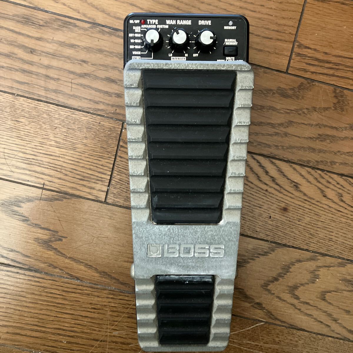 BOSS PW-10 ワウペダル ユニバイブ BOSS/ボス PW-10 V-Wah ワウ UNI