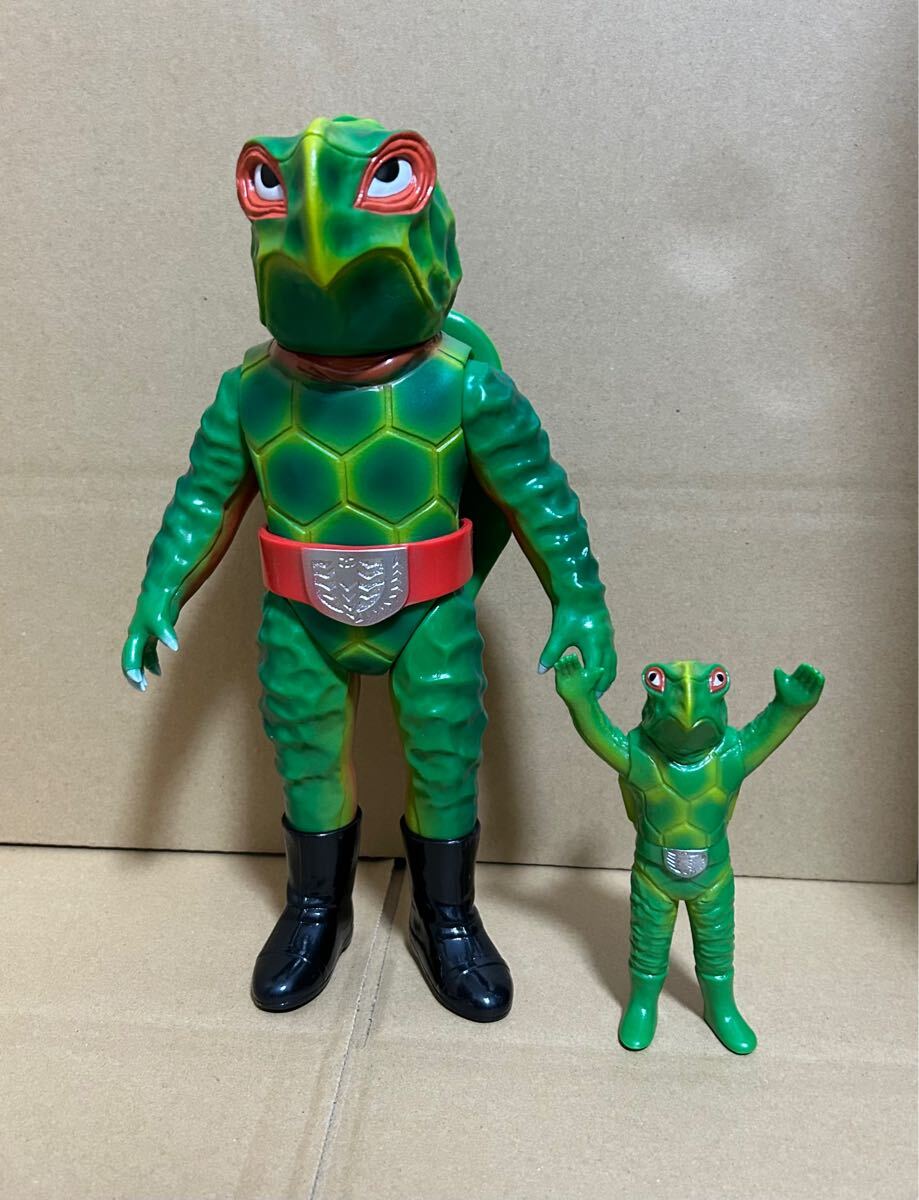 メディコム・トイ×東映レトロソフビ☆カメバズーカ（新色）+ミニソフビ