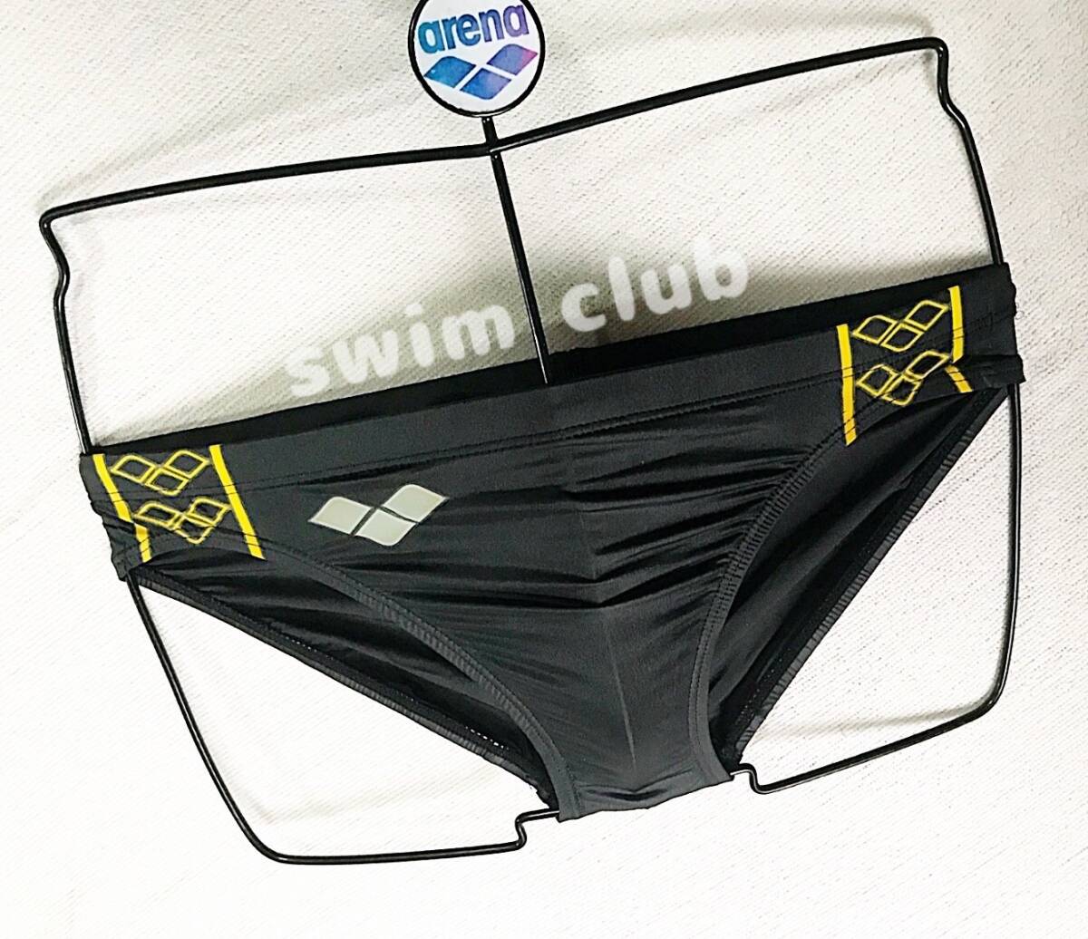 アリーナ 競泳水着 競パン X-FLAT エックスフラット 強光沢 美品 SS Vパン