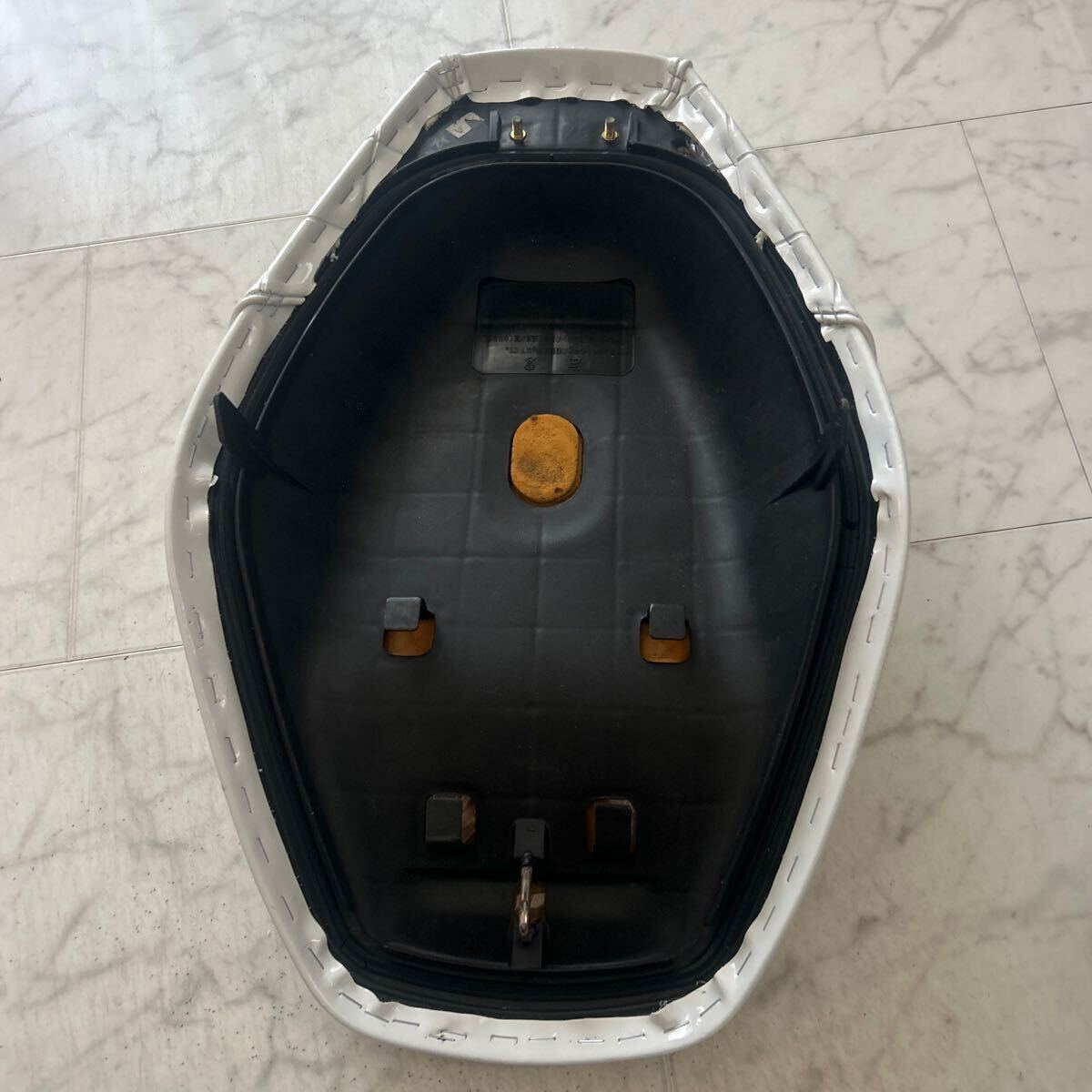 af27af28 zx スーパーDIO スーパーディオ エナメルシートzx 白 アンコ