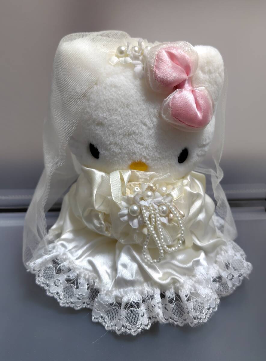 2000年vivitix ウェディングドレス キティぬいぐるみ