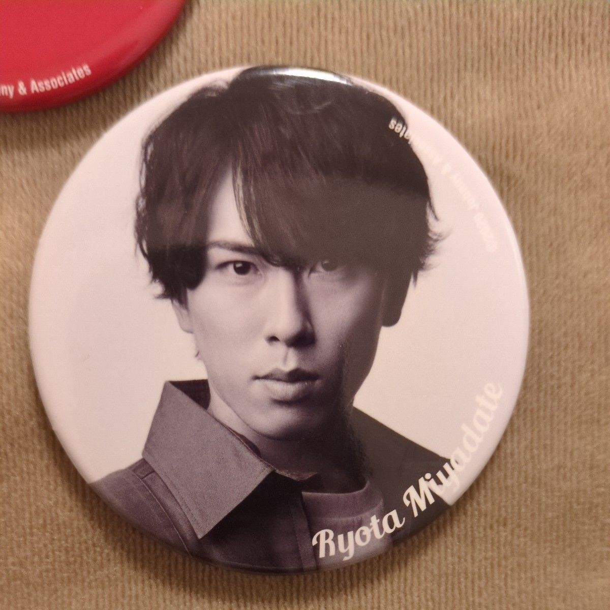 8 【2点セット】Snowman 宮舘涼太 mania アクリルスタンド 缶バッチ