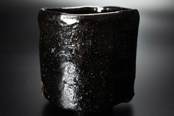九代大樋長左衛門黒四方茶碗