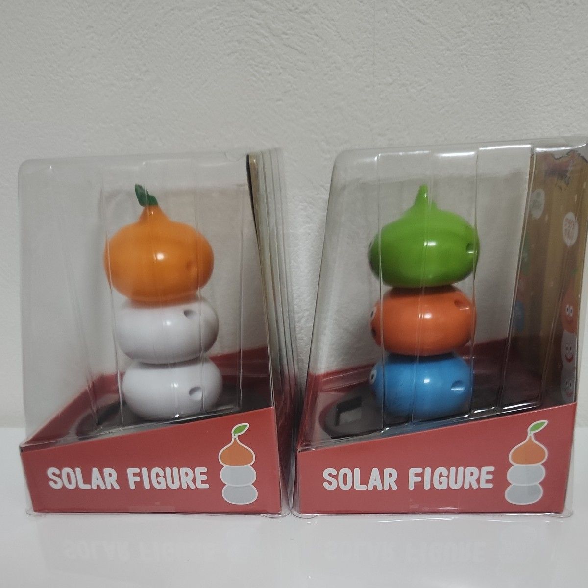 ドラゴンクエスト】ぐらぐらソーラーフィギュア スライムかがみもち