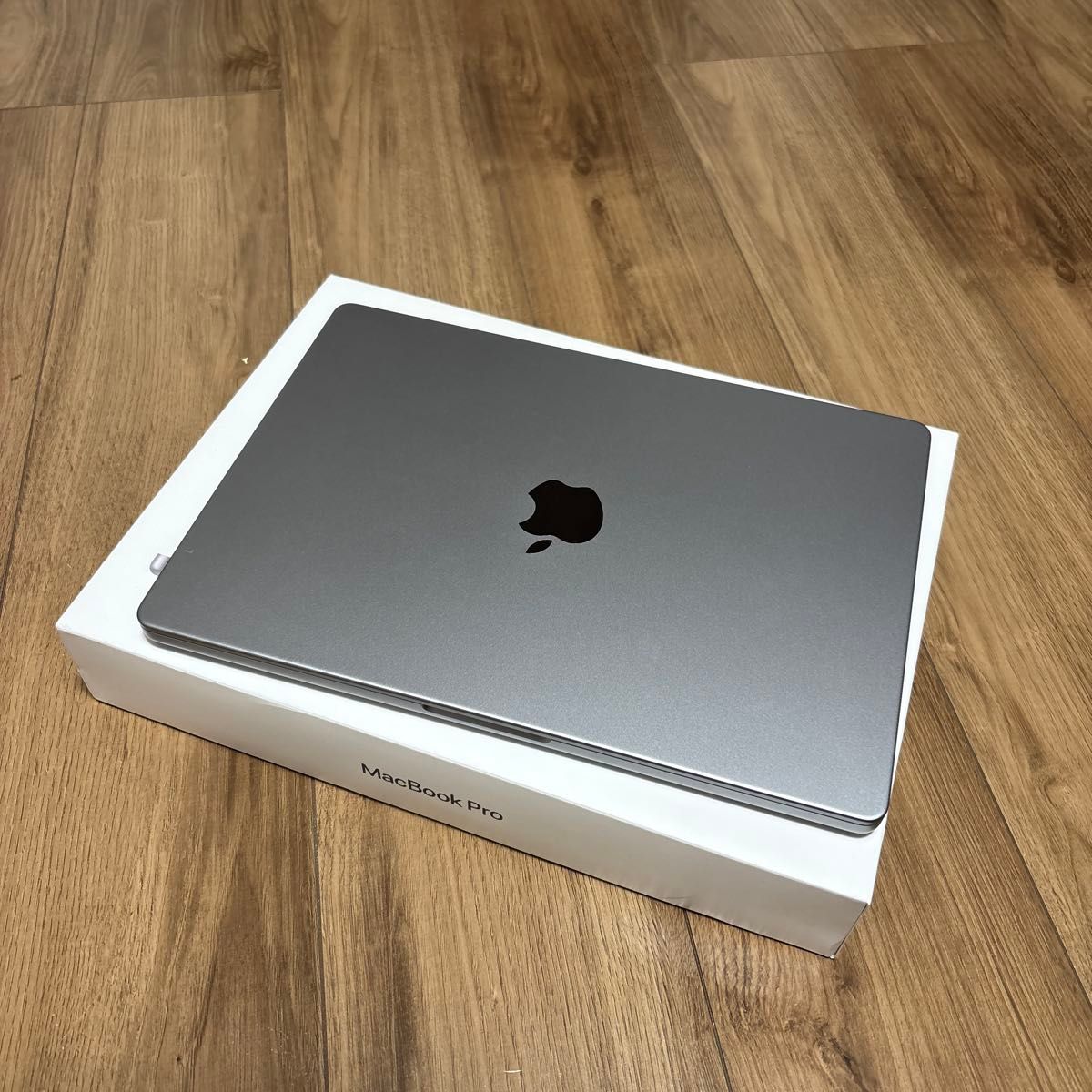 MacBook 配送 スペースグレー 本体 充電器付き MacBook Pro スペース