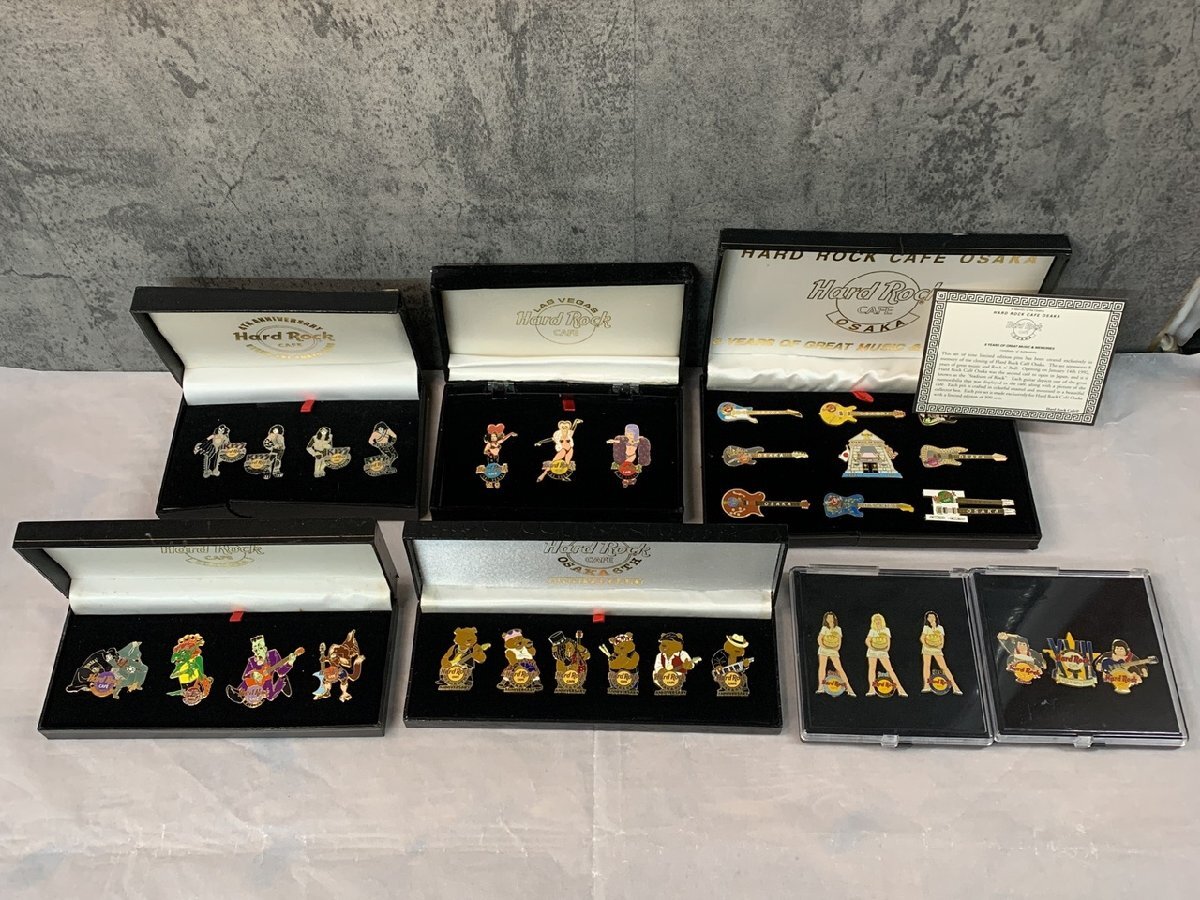 ハードロックカフェ福岡 6thアニバーサリー キッスパズルピンバッジ