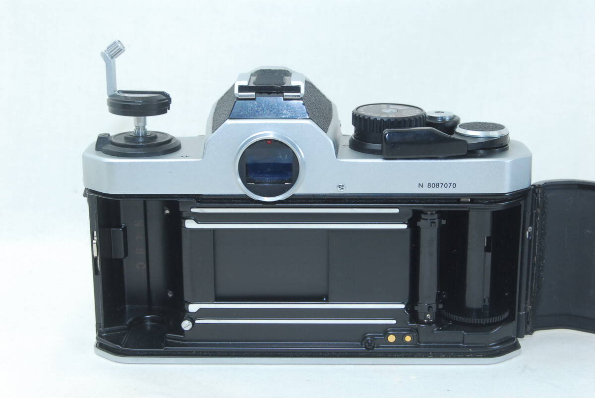 ☆実用上美品☆ニコン Nikon FE2 シルバー Nikon E 35mm F2.5 広角