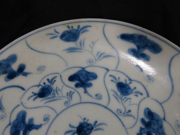 e なずな霊芝文染付皿 2客 中国 磁器 / 茶器 天目釉 唐草