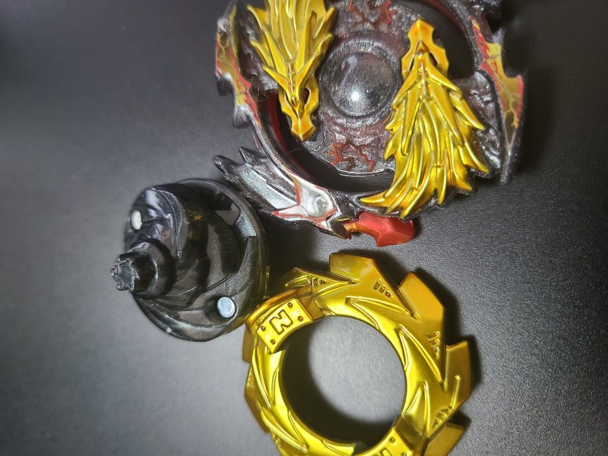 ベイブレードバーストロストロンギヌス黒龍ver