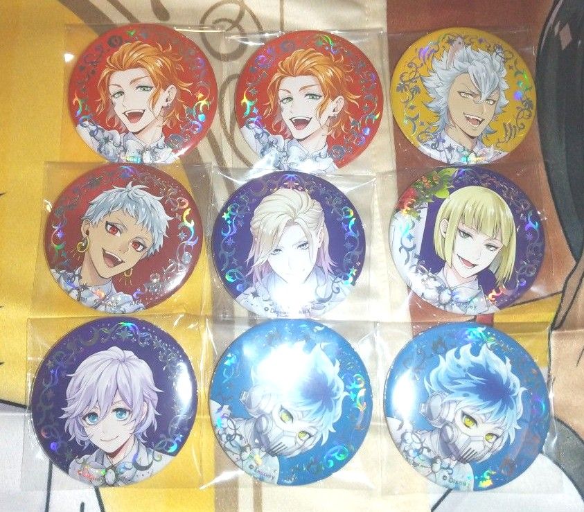 ツイステ プラチナジャケット オーロラ箔缶バッジ｜Yahoo!フリマ（旧