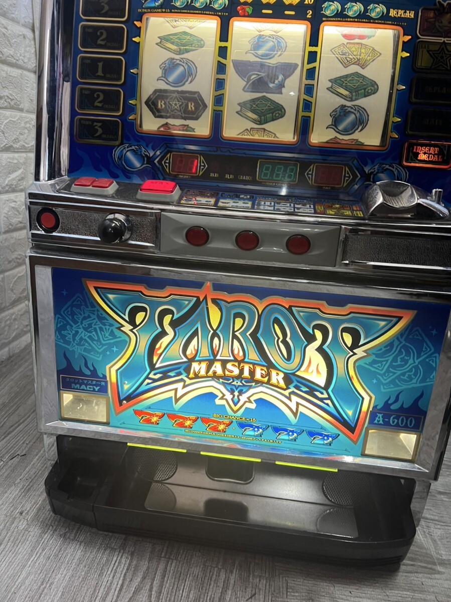 タロットマスター スロットマシンメダル付き