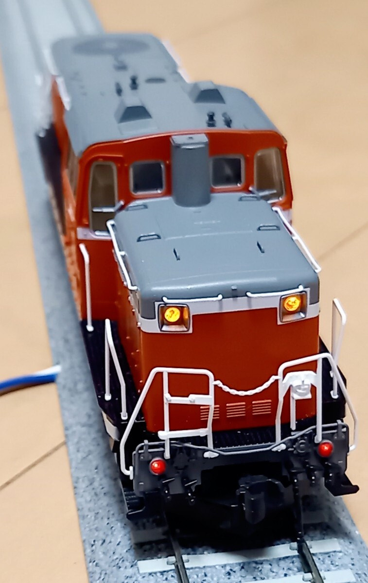 KATO DE10 HO 【1-703】 パーツ、インレタ取付済③ KATO DE10 HO 【1