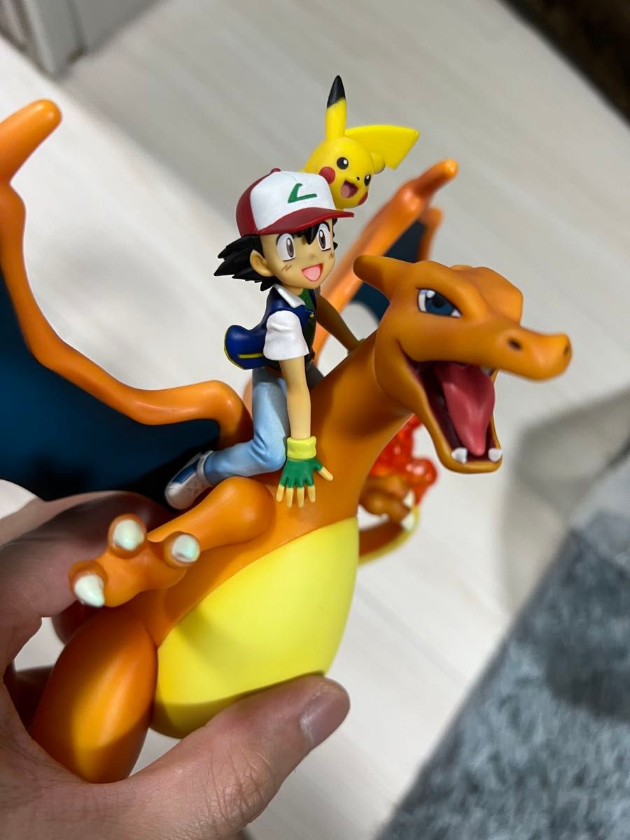 g e m サトシ&リザードン&ピカチュウ フィギュア 開封品 ポケモン