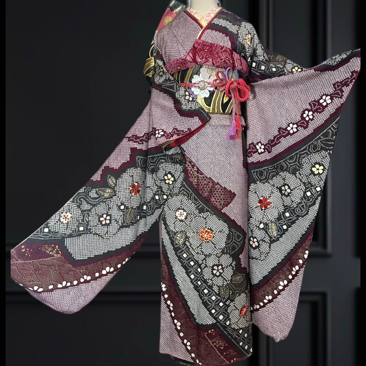 振袖フルセット絞り刺繍金通し可憐な花振袖正絹金糸