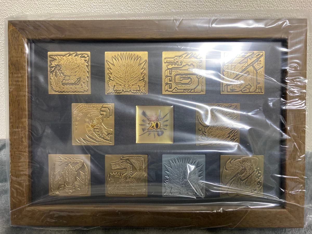 モンスターハンター20周年 大狩猟展 額装ピンズセット｜Yahoo!フリマ