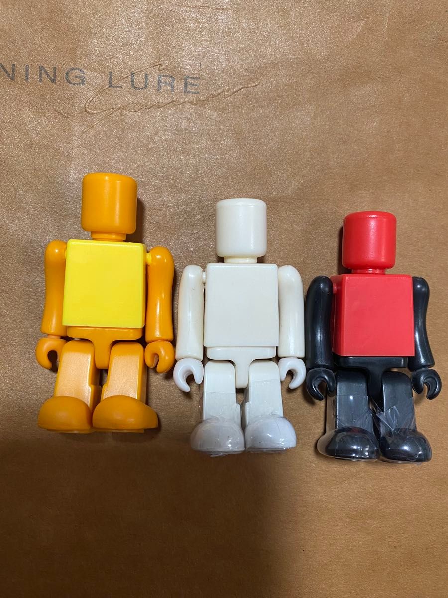 the pillows キューブリック 6体セット バスター君 メディコムトイ