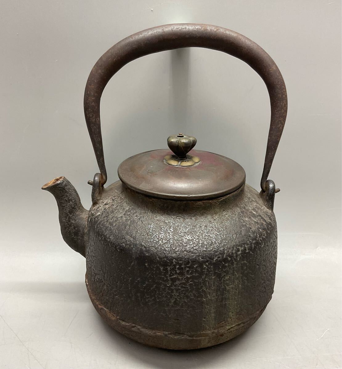 龍文堂造。 龍文堂造 輪紋 銅蓋丸形鉄瓶 鉄瓶 鉄器 煎茶