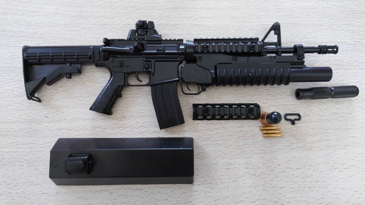 精巧1/3スケール ミニチュアライフル AR15 Mg AR15 1:3 アサルト