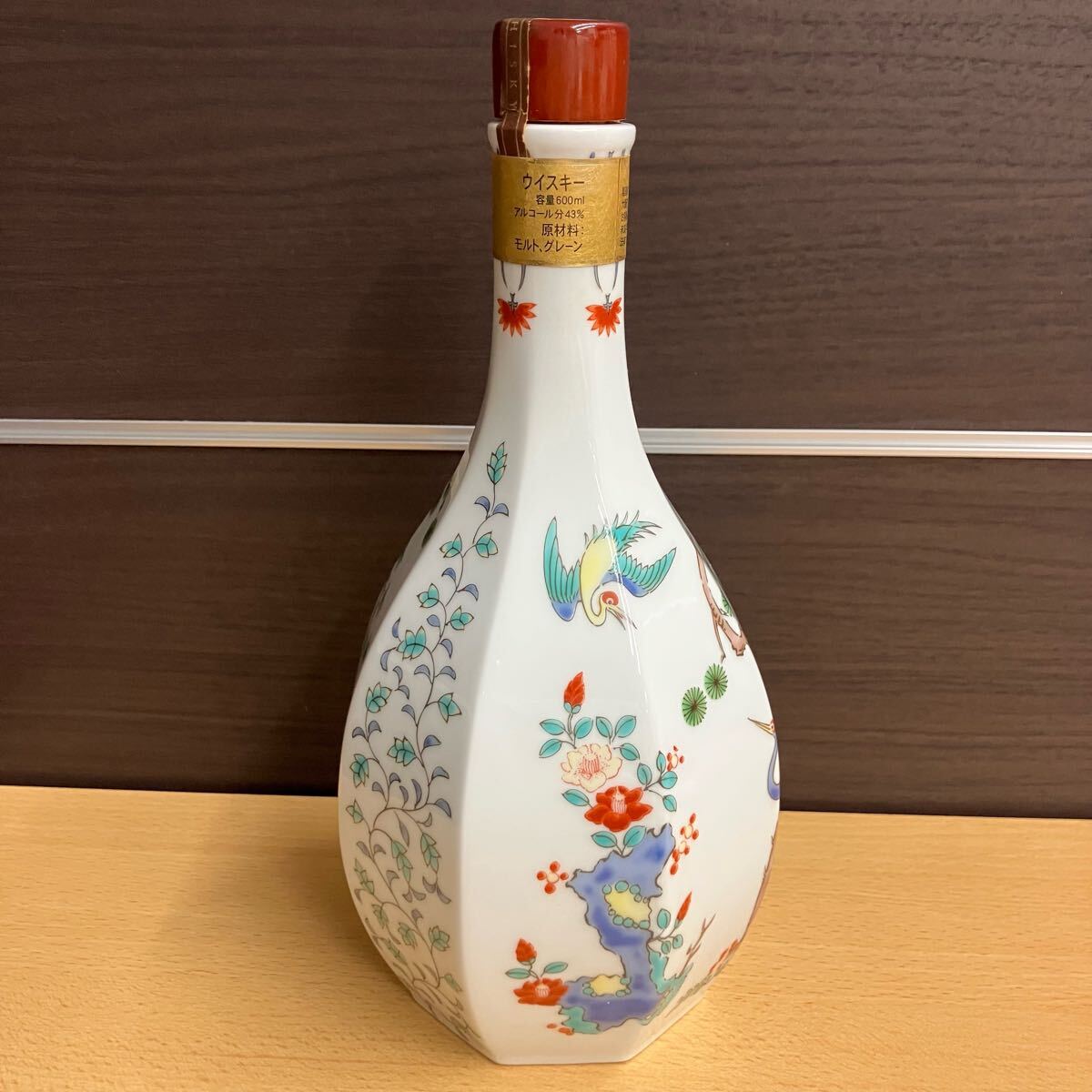 未開栓 サントリー響21年 有田焼 色絵松鶴梅鶉文八角瓶 2002