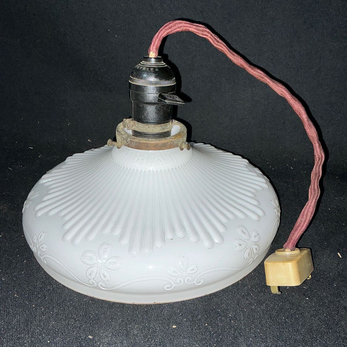 昭和レトロ ランプシェード アンティーク 照明 ガラス 傘 昭和レトロ