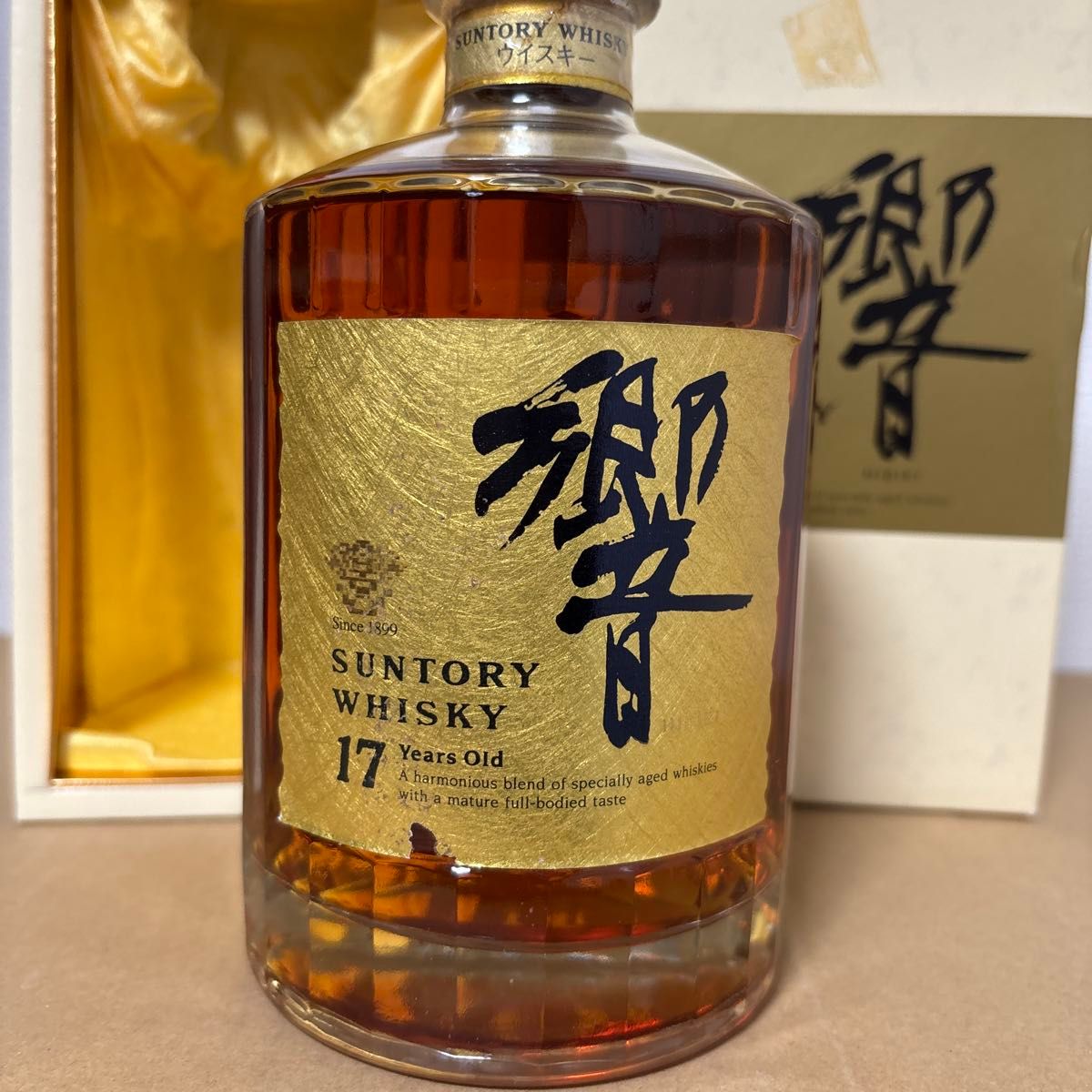 開栓済 響 ゴールドラベル 750ml 43% サントリー 響 17年 700ml 43% 未