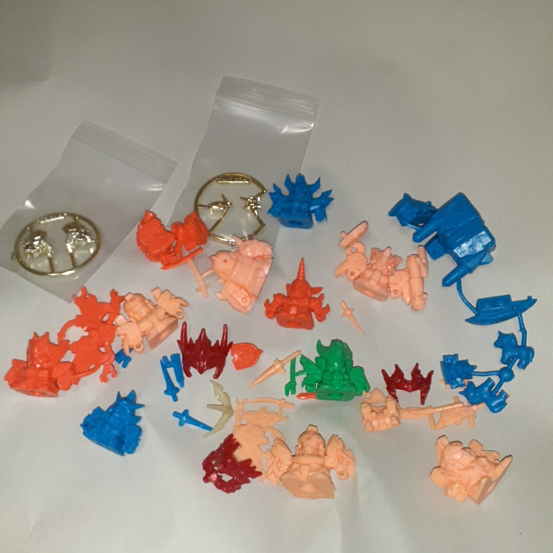 Yahoo!オークション - ガン消し 消しゴム フィギュア SDガンダム 当時