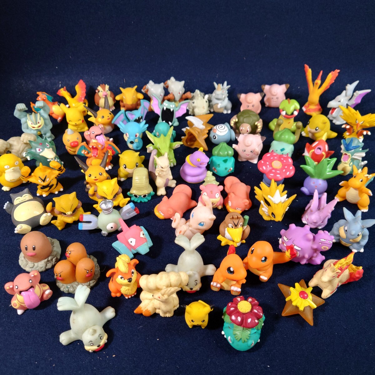 ポケモンキッズまとめ売り約250体