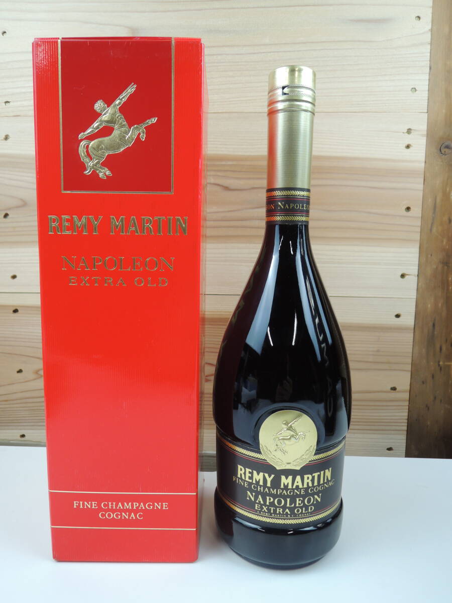 ♪【未開栓】レミーマルタン ナポレオン 700ml 40％ ブランデー