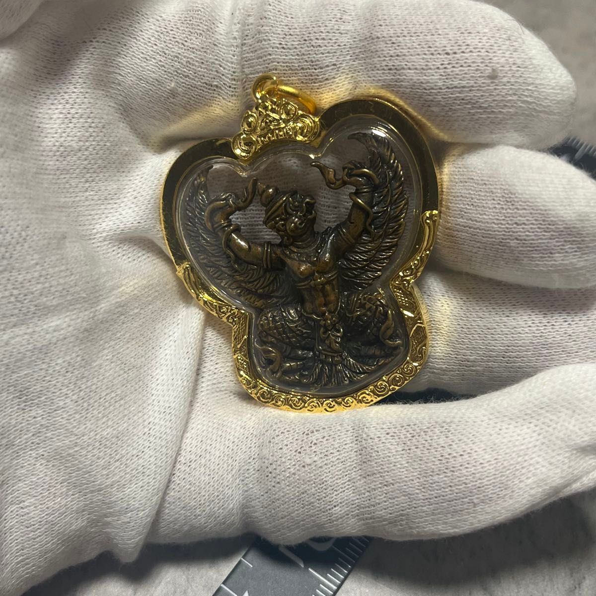 ガルーダ プラクルアン タイ製 護符 お守り 魔除け 開運 国家守護神 金