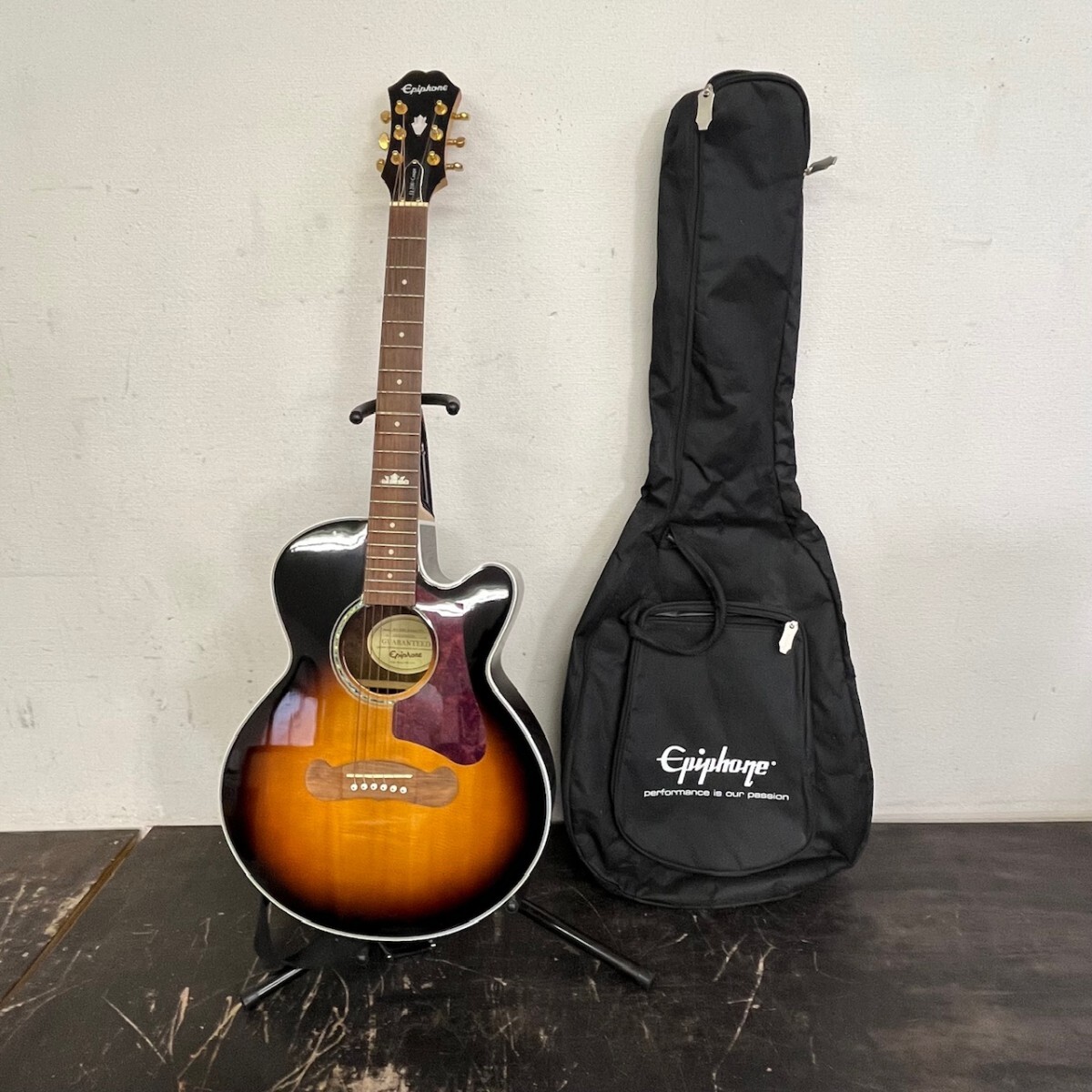 EPIPHONE エレアコ(ギターケース付き)