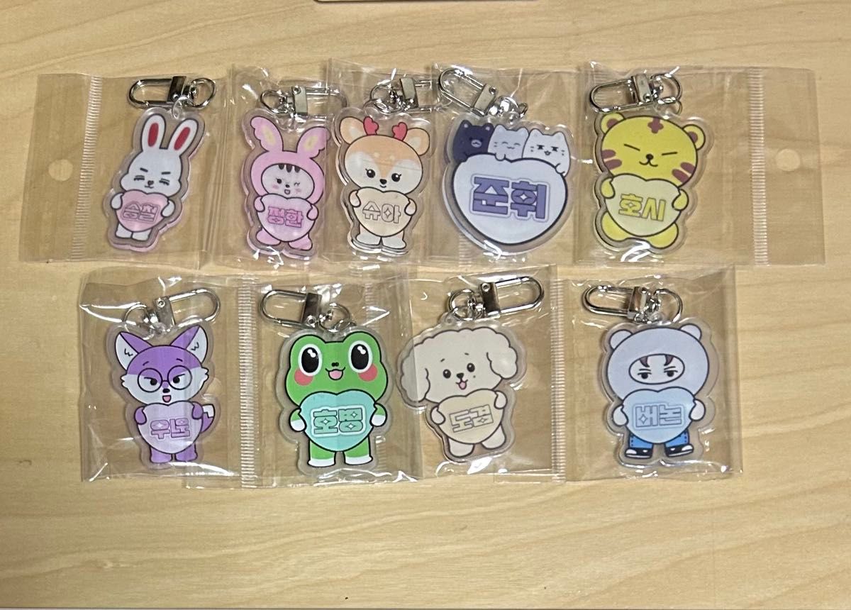 SEVENTEEN セブチ ジョンハン 缶バッジ アクキー グッズ セット