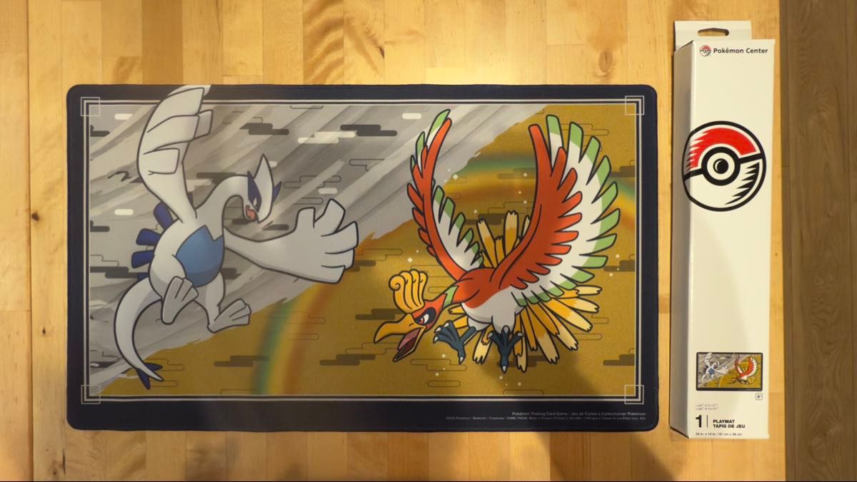 海外ポケモンセンター限定 プレイマット・デッキケース＆シールド